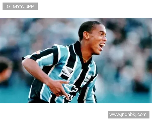 罗尼辉煌足坛生涯全景回顾从绿茵天才到世界传奇巨星