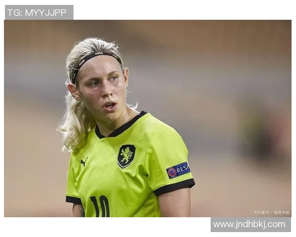 西班牙女足知名球星全名单与球队核心力量解析 西班牙女足知名球星全名单与球队核心力量解析