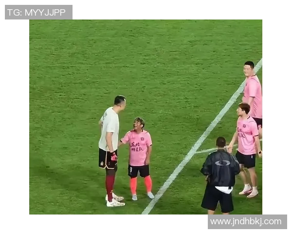 足球明星遇到的奇葩问题盘点让人忍俊不禁其中不乏弱智提问的经典案例