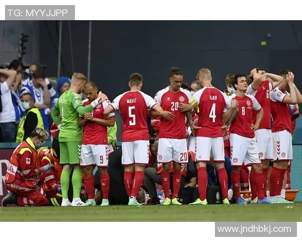 足球运动员被球星花式晃动至崩溃现场画面曝光引发热议